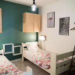 Colorpop - Netflix Wifi Equipe - Centre Apartment *